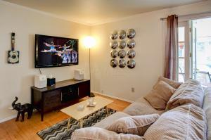 4100 Kendale Rd, Columbus, OH 43220 photo 7