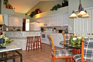 6642 Wynwright Dr, Dublin, OH 43016 photo 4