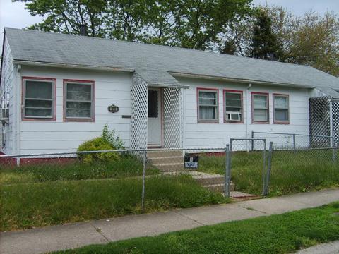 814 Catherine St, Springfield, OH 45505 photo 1