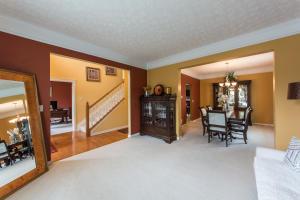 498 Bantry St, Powell, OH 43065 photo 9