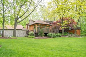 8161 Manitou Dr, Westerville, OH 43081 photo 1