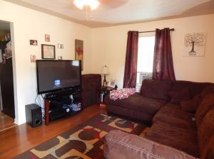 548 Main St, Gratiot, OH 43740 photo 2
