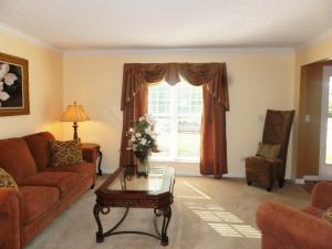 7835 Maple Run Ln, Powell, OH 43065 photo 4
