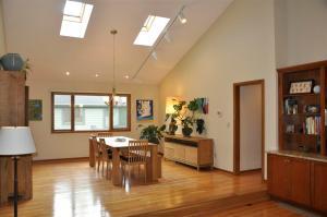 1306 Lakeside Pl, Worthington, OH 43085 photo 8
