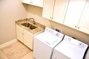 1306 Lakeside Pl, Worthington, OH 43085 photo 18