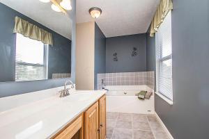 177 Pinecrest Dr, Delaware, OH 43015 photo 17