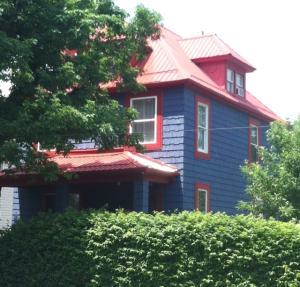 136 E Duncan St, Columbus, OH 43202 photo 1