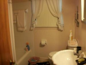 1370 Frederick St, Lancaster, OH 43130 photo 8
