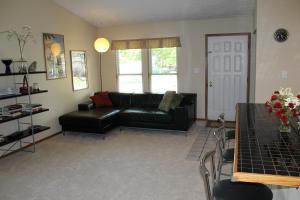 1844 Bierstad Dr, Powell, OH 43065 photo 4