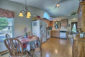 121 Aaron Dr, Delaware, OH 43015 photo 13