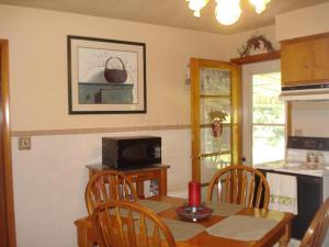 3907 Monterey Ave, Springfield, OH 45504 photo 8