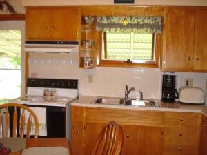 3907 Monterey Ave, Springfield, OH 45504 photo 9