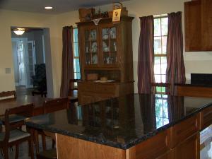 49 E Sandusky St, Fredericktown, OH 43019 photo 9
