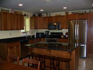 49 E Sandusky St, Fredericktown, OH 43019 photo 21