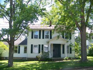 49 E Sandusky St, Fredericktown, OH 43019 photo 1