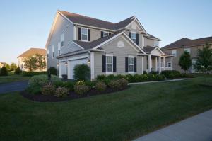 1250 Stone Trail Dr, Blacklick, OH 43004 photo 2