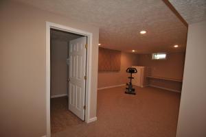 195 Bingham Cir, Delaware, OH 43015 photo 25