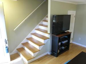 144 E Kossuth St, Columbus, OH 43206 photo 3