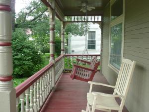 151 Oak Hill Ave, Delaware, OH 43015 photo 6