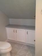 168 E Winter St, Delaware, OH 43015 photo 8