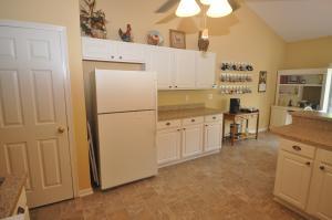 370 Rolling Acre Dr, Lithopolis, OH 43136 photo 9