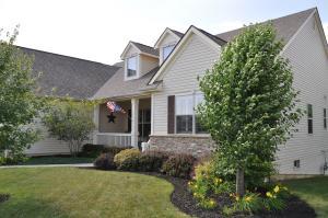 370 Rolling Acre Dr, Lithopolis, OH 43136 photo 25