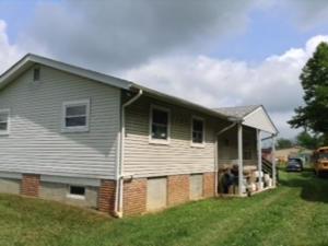 1026 Front St E, Logan, OH 43138 photo 1
