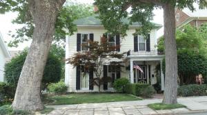 137 E Mulberry St, Lancaster, OH 43130 photo 1