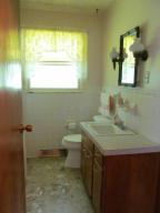 408 Spring St, Lancaster, OH 43130 photo 4