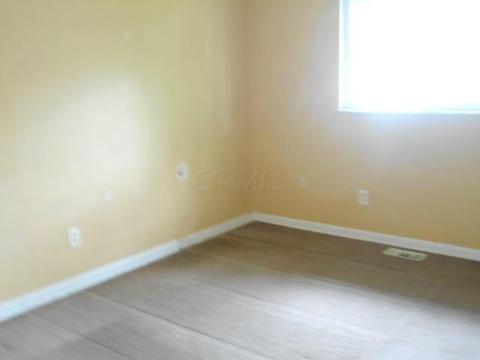 773 S Kellner Rd, Columbus, OH 43209 photo 4