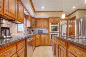 6586 Deeside Dr, Dublin, OH 43017 photo 9