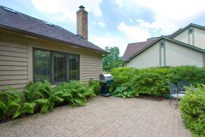 6586 Deeside Dr, Dublin, OH 43017 photo 4