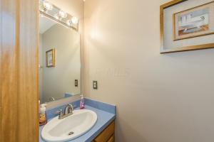 132 Ash St, Delaware, OH 43015 photo 4