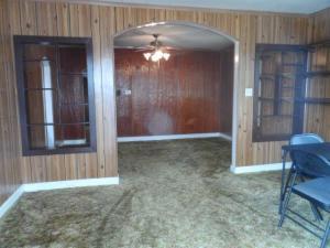 356 Logan St, Circleville, OH 43113 photo 3