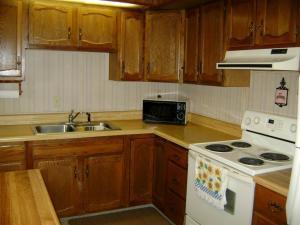 8755 Basil Rd NW, Baltimore, OH 43105 photo 9