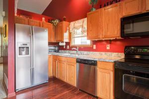 5756 Sharets Dr, Galloway, OH 43119 photo 8