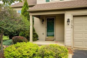 5756 Sharets Dr, Galloway, OH 43119 photo 2