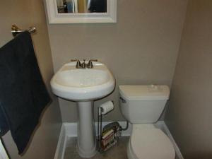 369 E Mithoff St, Columbus, OH 43206 photo 7