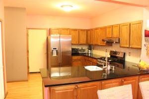 1500 Raspberry Run Dr, Columbus, OH 43204 photo 5