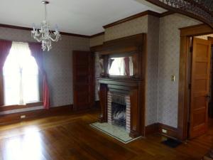 519 E Main St, Hebron, OH 43025 photo 6