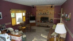 2410 Sugar Grove Rd SE, Lancaster, OH 43130 photo 3