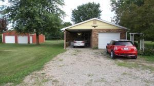 2410 Sugar Grove Rd SE, Lancaster, OH 43130 photo 2