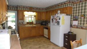 2410 Sugar Grove Rd SE, Lancaster, OH 43130 photo 4