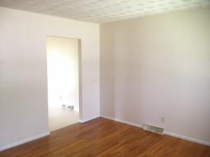 174 Putnam Rd, Heath, OH 43056 photo 5