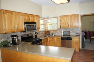 7815 Brandonway Dr, Dublin, OH 43017 photo 5