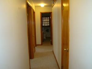 720 Main St E, Logan, OH 43138 photo 11
