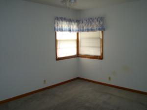 720 Main St E, Logan, OH 43138 photo 6