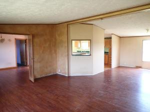 6745 Young Rd, Bellevue, OH 44811 photo 3