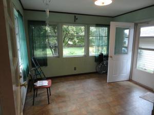 101 E High St, Edison, OH 43320 photo 4