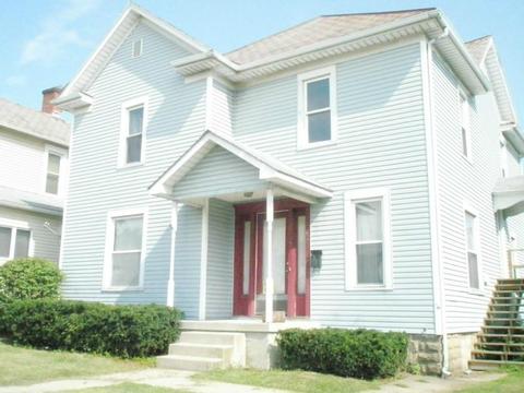621 E Main St, Lancaster, OH 43130 photo 1